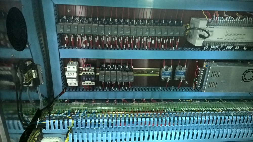 香蕉污视频在线控制器